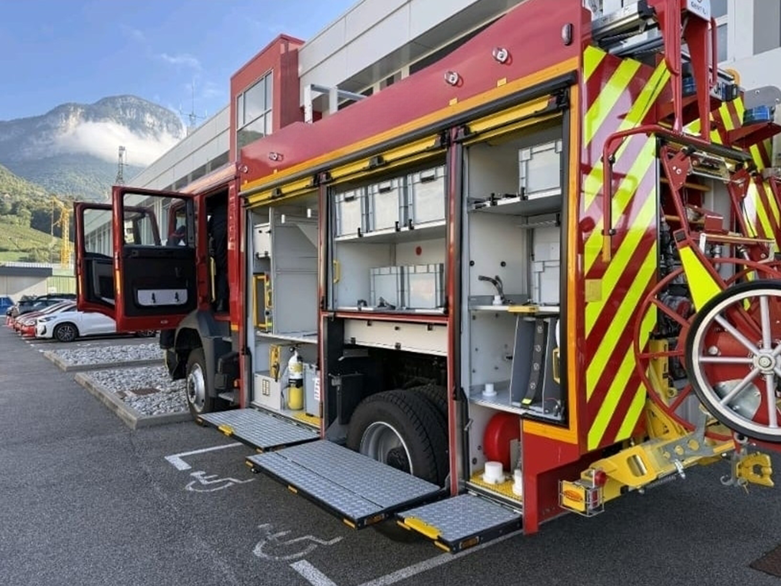 Fourgon Pompe Tonne Hors Route (FPTHR)  - ITURRI - Vue 3